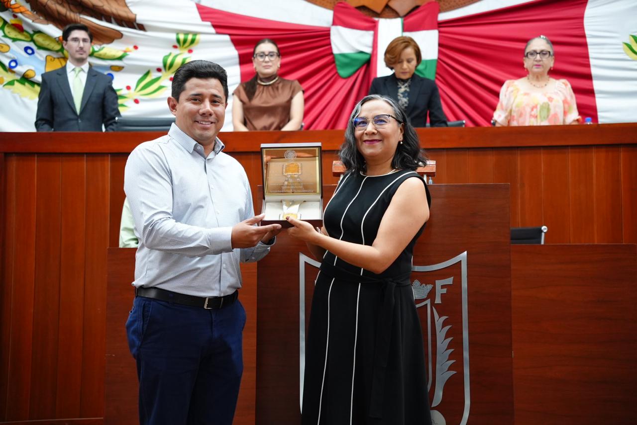 Entrega Congreso de Tlaxcala Presea 'José Arámburu Garreta 2026' a Marisol Nava Hernández